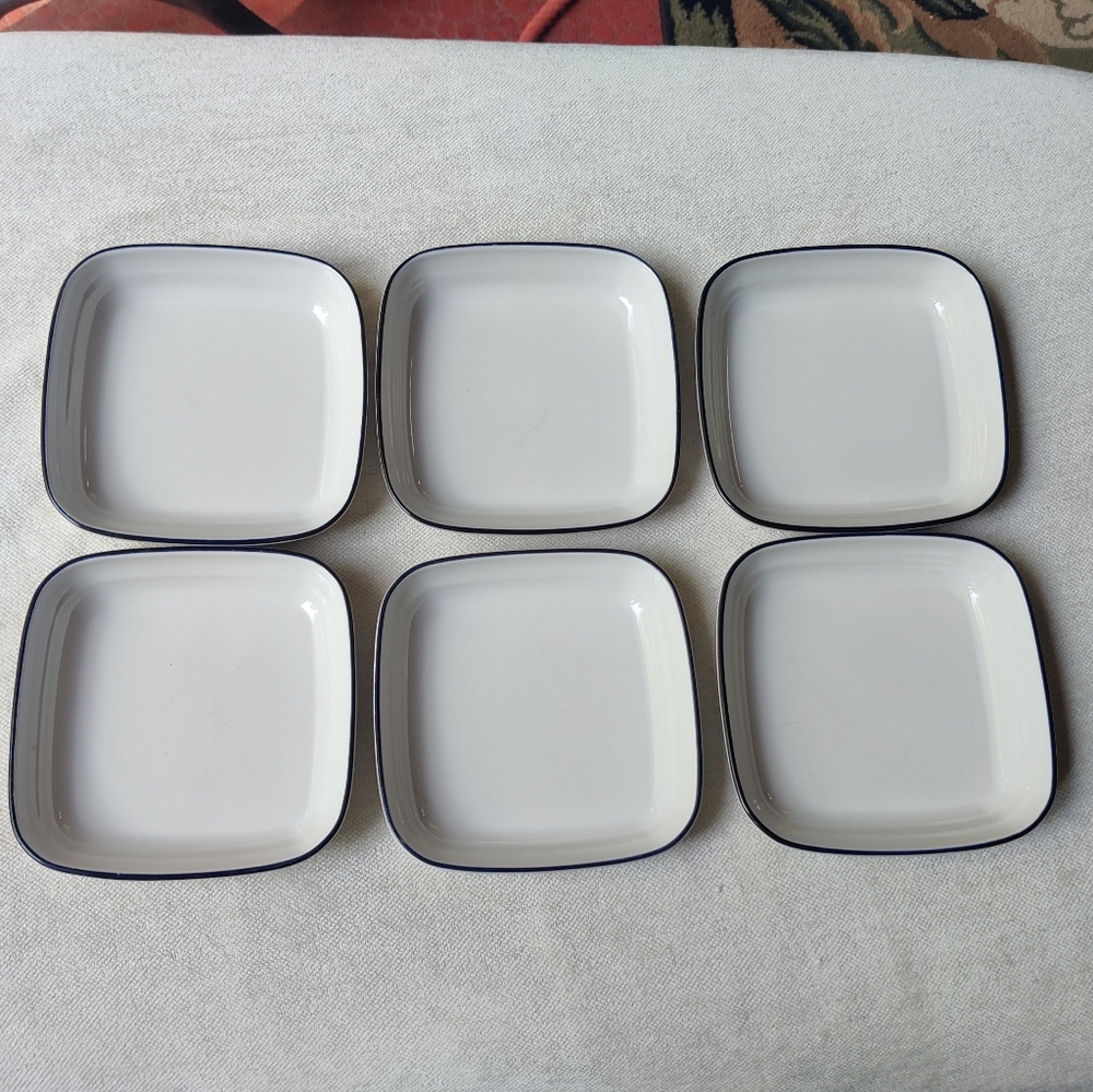 American Airlines Pfaltzgraff First Class Stoneware 6" Square Snack Plates White